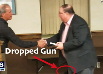 Wisconsin Mayor That Dropped His Gun Twice in Restricted Building Not Prosecuted