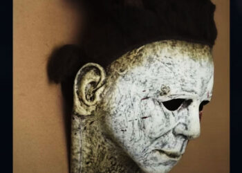 Man Wearing Halloween Mask Is Shot And Killed After Threatening People With Gun