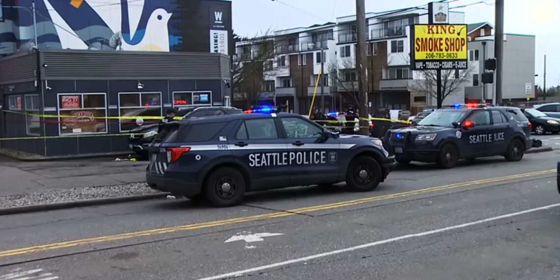 Wounded Smoke Shop Employee Fatally Shoots Armed Robber