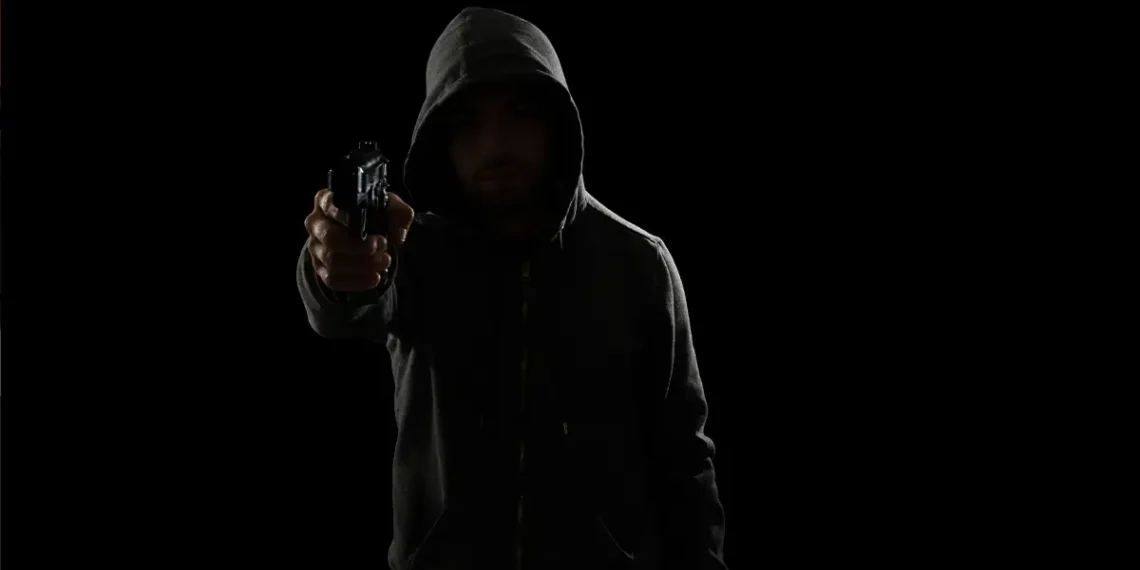 Robber Shot by CCL Holder While Holding Friend at Gunpoint
