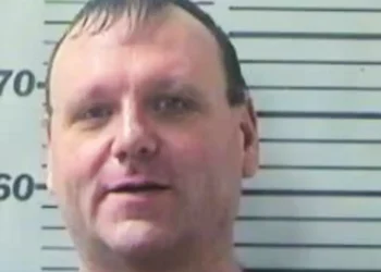 Alabama Woman Shoots Aggressive Houseguest in Self-Defense