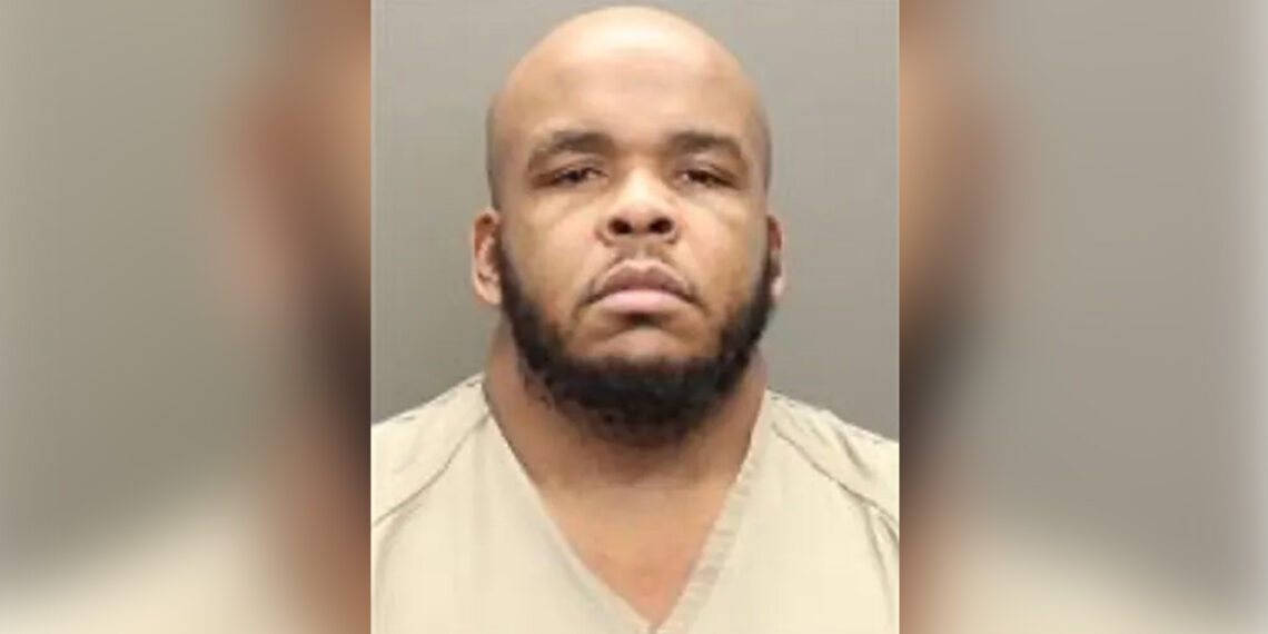Homeowner Forced to Shoot Intruder Wanted for Murder