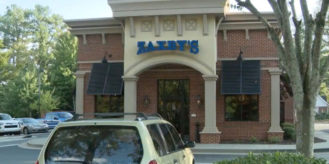 Zaxby's Fast Food Armed Robbery Foiled By Armed Citizen
