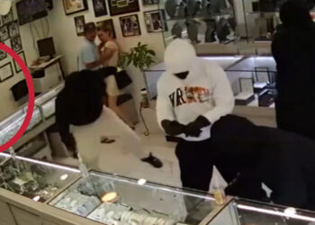Jewelry Store Owner Opens Fire on Smash-and-Grab Robbers