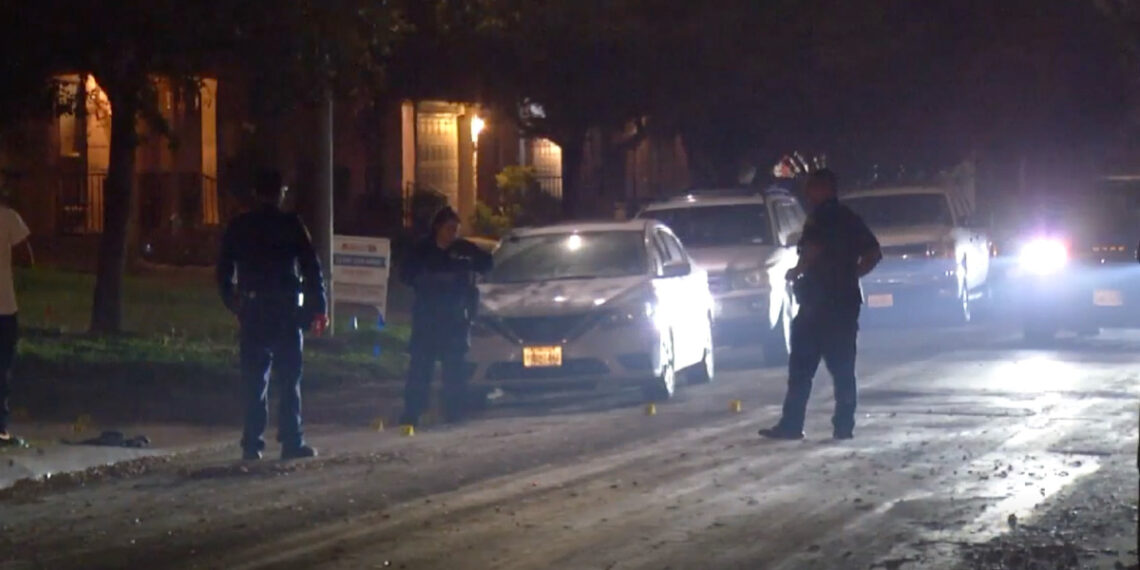 San Antonio Homeowner Shoots Suspect in Both Legs in Car Burglary Attempt; Police Seek Second Suspect