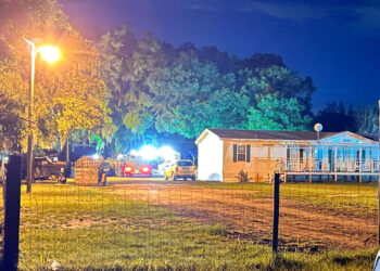 Florida Father and Deputy Exchange Fire with Armed Suspect