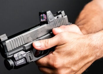 Florida Homeowner Detains Burglary Suspect at Gunpoint as Deputies Respond