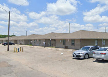 Security Guard's Defensive Shooting Leads to Grand Jury Review in Houston Incident
