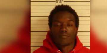 Serpent Stick-Up: Man Attempts to Rob Store with Five-Foot Snake as Weapon