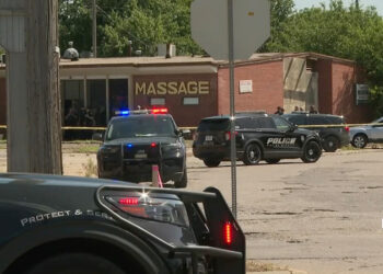 71-Year-Old Massage Parlor Employee Shoots Robber in Wichita
