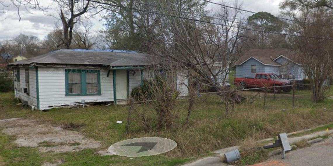 Deadly Dispute in Houston Driveway Leads to Fatal Shooting of 58-Year-Old Man