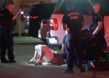 Houston Man Shoots Two Over Waitress's Stolen Phone, Faces Potential Charges