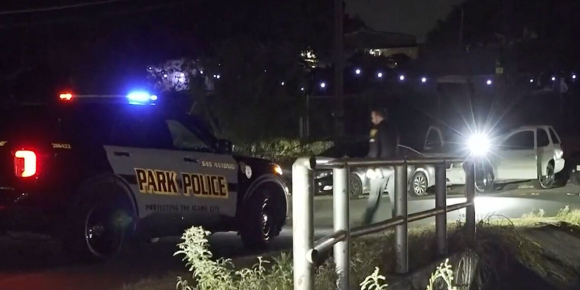 Victim Defends Himself Against Two Armed Robbers in San Antonio, Sends Both to the Hospital
