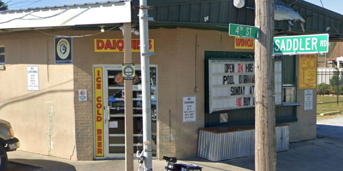 Armed Patron Stops Robbery at Louisiana Bar Despite Gun-Free Zone Sign, Faces No Charges