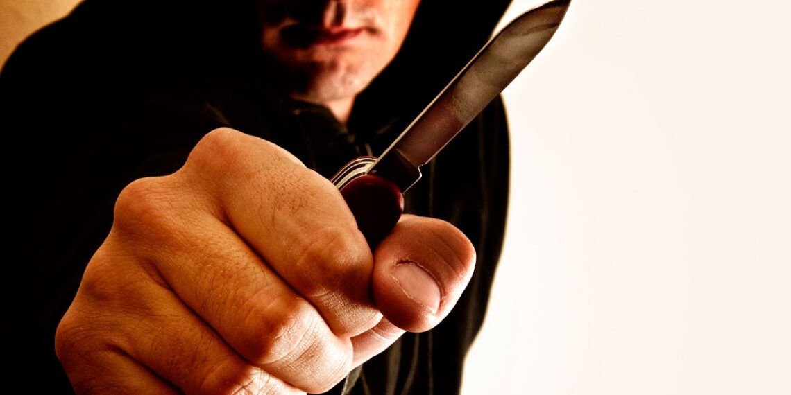 "Don't Bring a Knife to a Gunfight": Clerk Defends Against Armed Robber at Alabama Gas Station