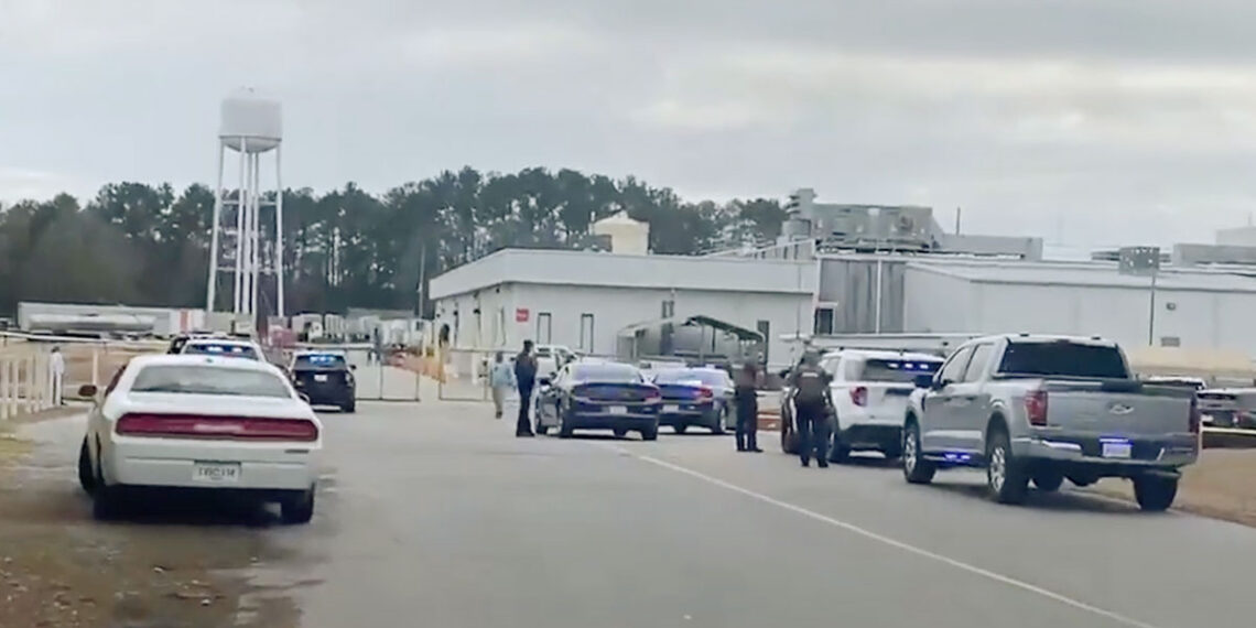 Fired Employee Retrieves AR-15, Stopped by Armed Security Before Entering Mississippi Chicken-Processing Plant