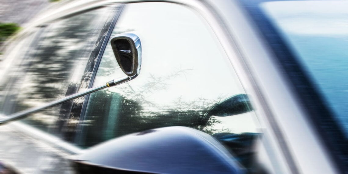 Knoxville Man Shot After Smashing Car Window, Attacking Owner with Golf Club