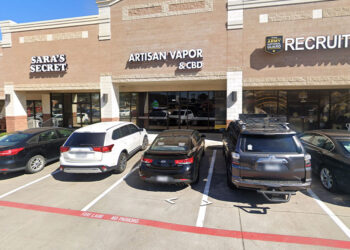 Vape Shop Employee Shoots Armed Robber During Attempted Robbery in Fort Worth