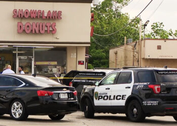 Robbery Turns Deadly at Snowflake Donuts as Store Owner Shoots Armed Suspect