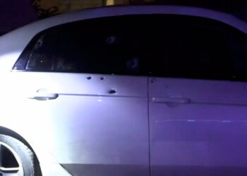 Chicago Concealed Carrier Fires Back in Road Rage Shootout, Suspect Crashes Into Apartment Building and Flees on Foot