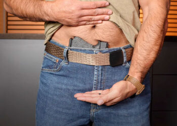 Mastering the Art of Deep Carry: A Look at Rhett Neumayer’s “Imperceptible Handgun” Series with PHLSTER