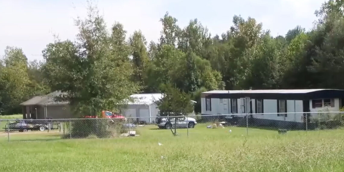 Elderly Father, 85, Shoots and Kills Son, 40, in Self-Defense After Brutal Beating With Metal Rod