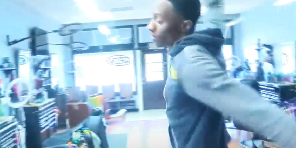 Machete-Wielding Robber Storms Barber Shop, Says ‘You Know What This Is’ — Gets Shot by Employee