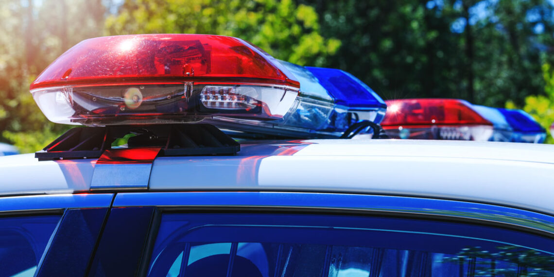 Residents Disarm and Wound Intruders During Charleston Home Invasion Attempt