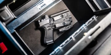 Iowa Lawmakers Move to Limit Campus Authority Over Guns in Private Vehicles