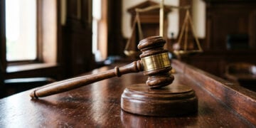 Air Force Veteran Acquitted of Murder After Jury Accepts Self-Defense Claim in Fatal Front Porch Shooting