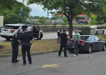 Armed Nashville Food Delivery Driver Kills Suspect Who Shot Him During Attempted Carjacking
