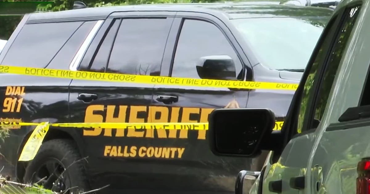 A Relative Was Stabbing Children When a Texas Woman Grabbed a Gun and Stopped Him Cold A Relative Was Stabbing Children When a Texas Woman Grabbed a Gun and Stopped Him Cold