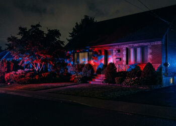 Medford Homeowner Shoots Intruder Who Broke In While Family Was Home