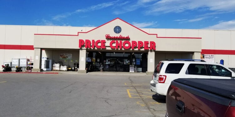 Two Legally Armed Shoppers Confronted a Missouri Grocery Store Shooter and Held Him for Police