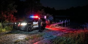 Alabama Robbery Victim Draws and Fires at Boat Ramp Suspect Who Pulled a Gun and Demanded Their Wallet