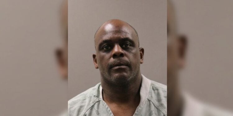 Alabama Robbery Victim Shoots Armed Suspect Who Demanded a Wallet at Gunpoint at a Boat Ramp