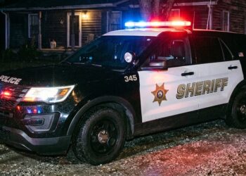 Idaho Man Tries to Force His Way Into an Occupied Mackay Home Before Dawn, Ends Up Shot and Charged