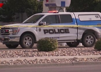 Refused a Beer Without ID, He Returned With a Shotgun. Two Armed Customers Were Waiting.