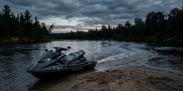 Stabbed as He Tried to Walk Away, Jet Ski Rider Shoots 47-Year-Old Attacker on Ogeechee River Sandbar