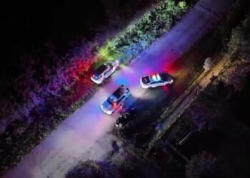 Florida Man Knocked Down by Pickaxe Blow to the Back Shoots Attacker Standing Over Him, Sheriff Says It Was Self-Defense